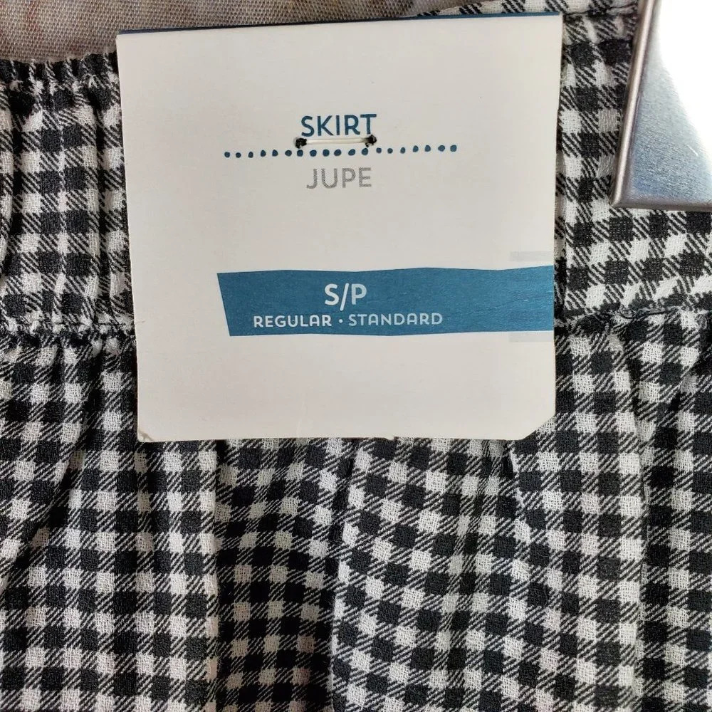 2/$25 Old Navy Mini Skirt Pleated Small Blk White Check - Picture 8 of 10